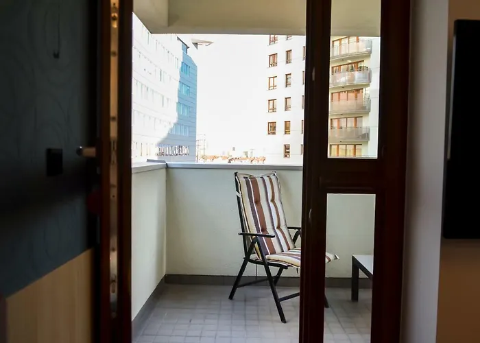 Aleja Wyscigowa 4c By Homeprime * Varsó