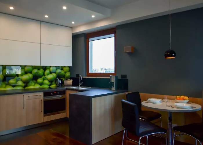 Aleja Wyscigowa 4c By Homeprime Apartman